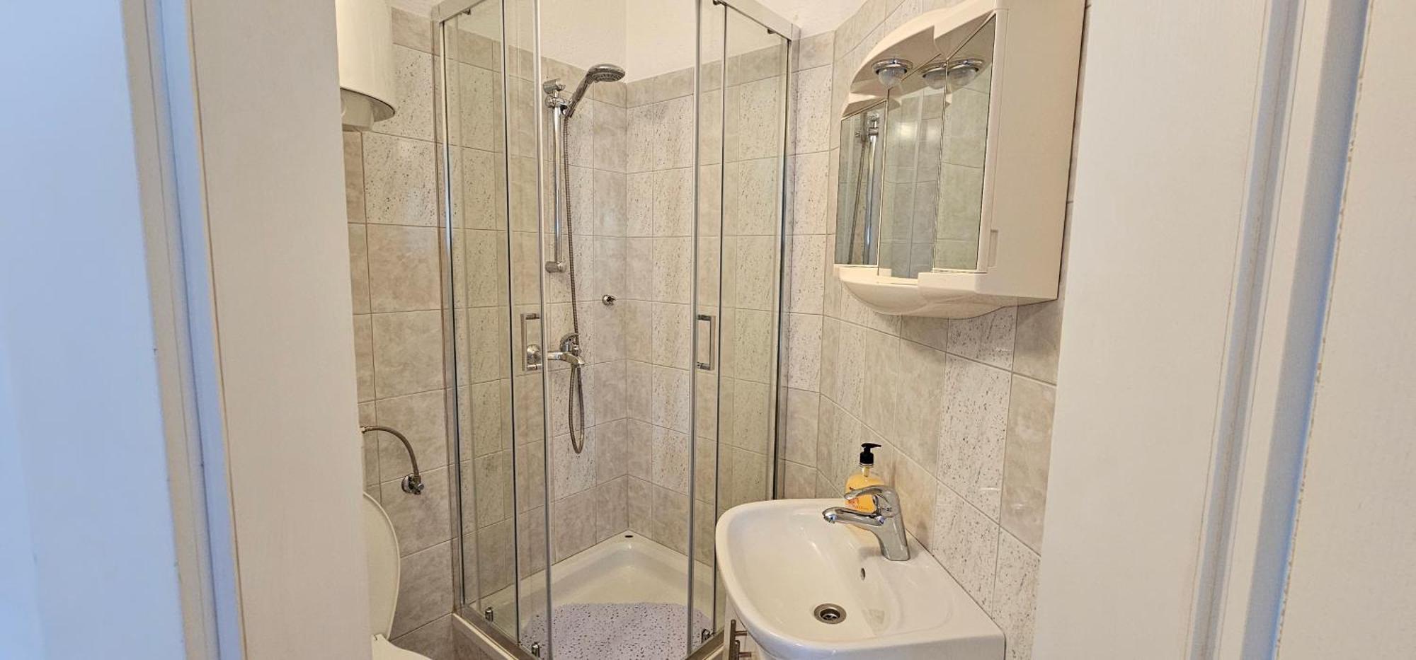 Apartment Tonci Novalja Eksteriør bilde